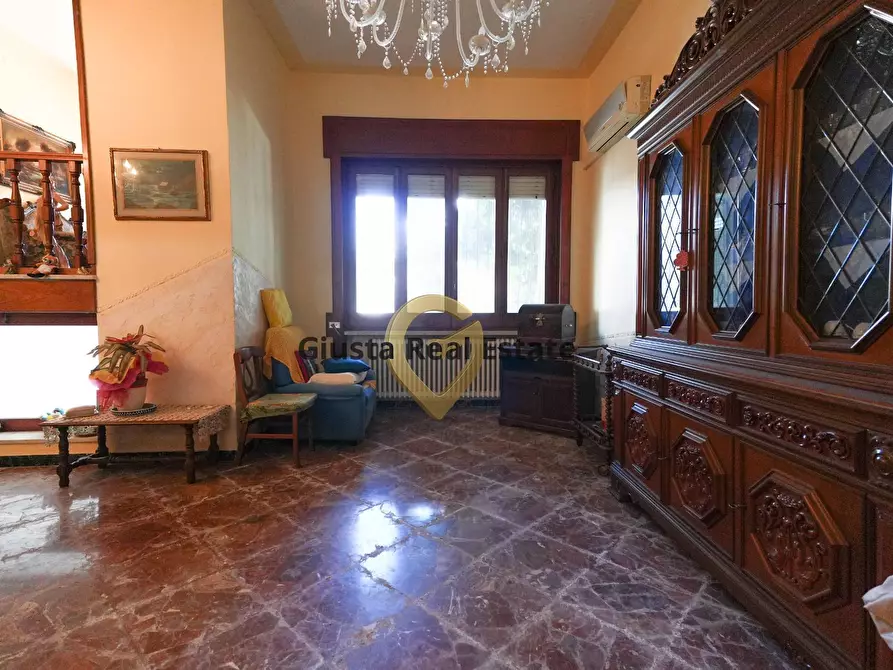 Immagine 10 di Casa indipendente in vendita  in Via Alfieri 5 a San Pietro Vernotico