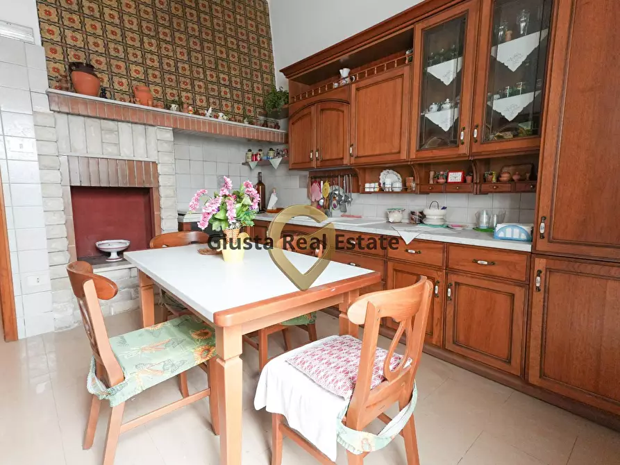 Immagine 14 di Casa indipendente in vendita  in Via Alfieri 5 a San Pietro Vernotico