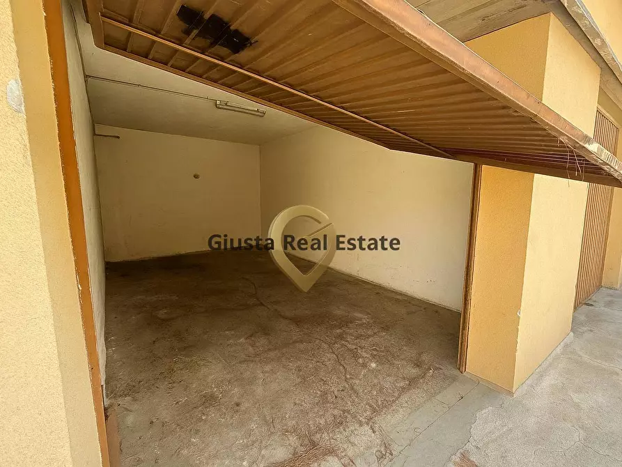 Immagine 26 di Appartamento in vendita  in Via Angelo Lanzellotti 10 a Brindisi