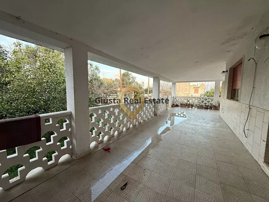 Immagine 8 di Villa in vendita  in Strada Dei Vini 16 a Brindisi