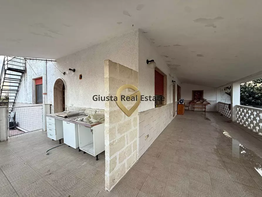 Immagine 4 di Villa in vendita  in Strada Dei Vini 16 a Brindisi