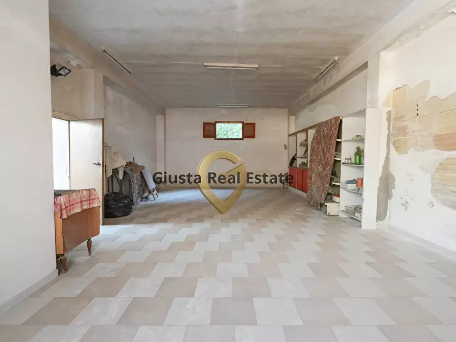 Immagine 16 di Casa indipendente in vendita  in Via Giuseppe Trono 93 a Mesagne