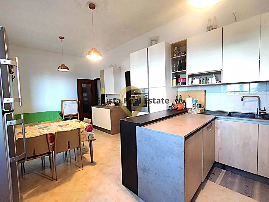 Immagine 18 di Appartamento in vendita  in Via Rimini 5 a Ostuni