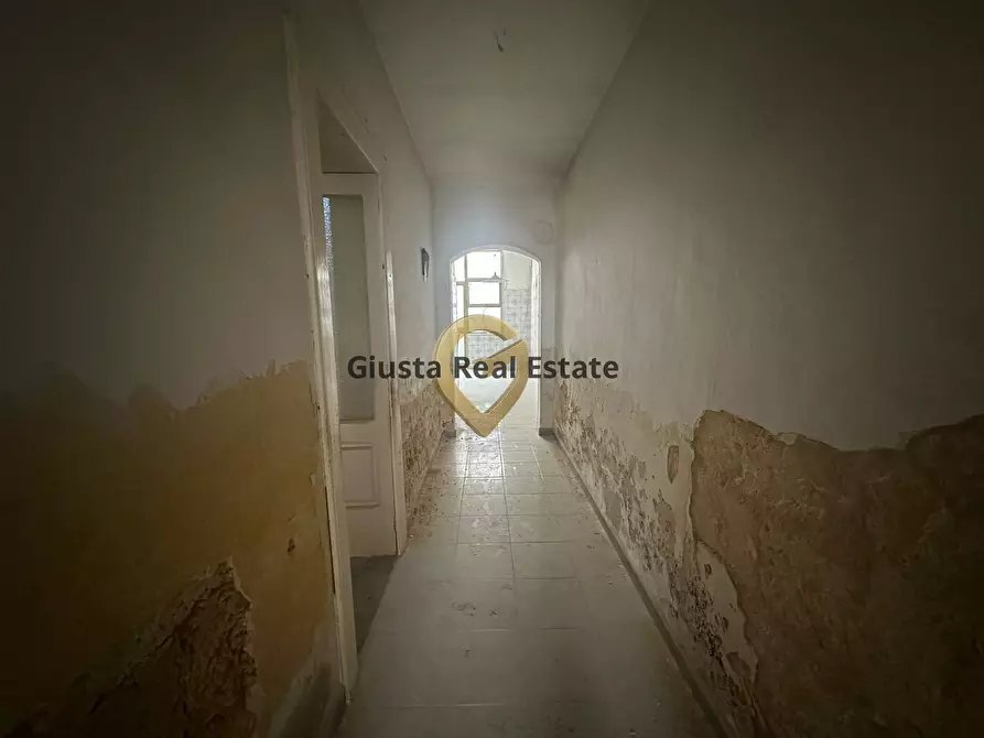 Immagine 9 di Casa indipendente in vendita  in via Giacomo Leopardi 11 a Squinzano