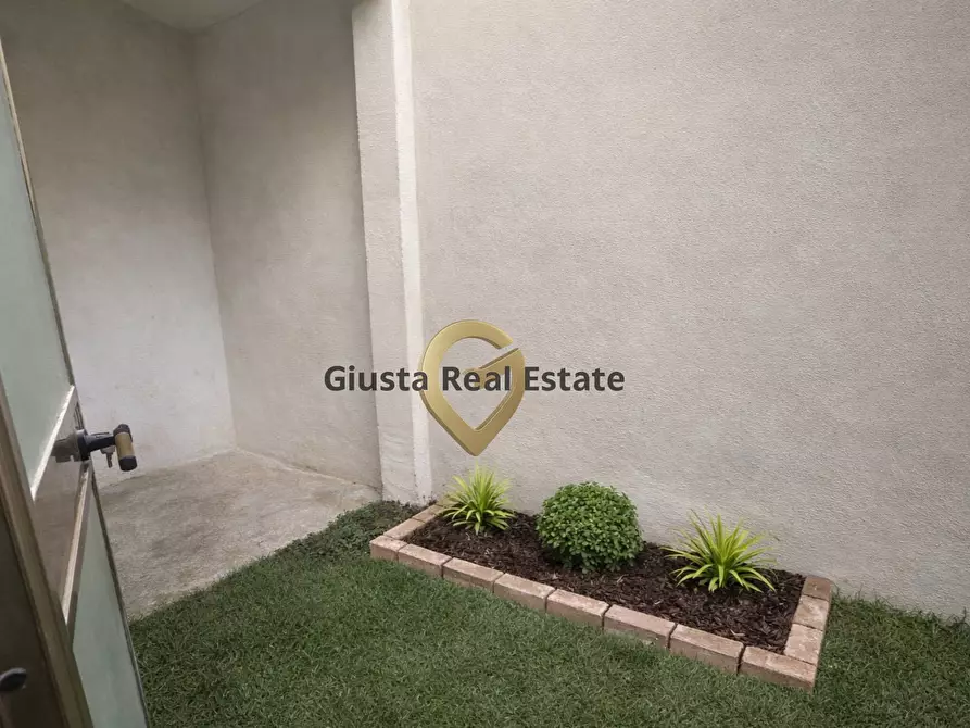 Immagine 19 di Casa indipendente in vendita  in via Giacomo Leopardi 11 a Squinzano