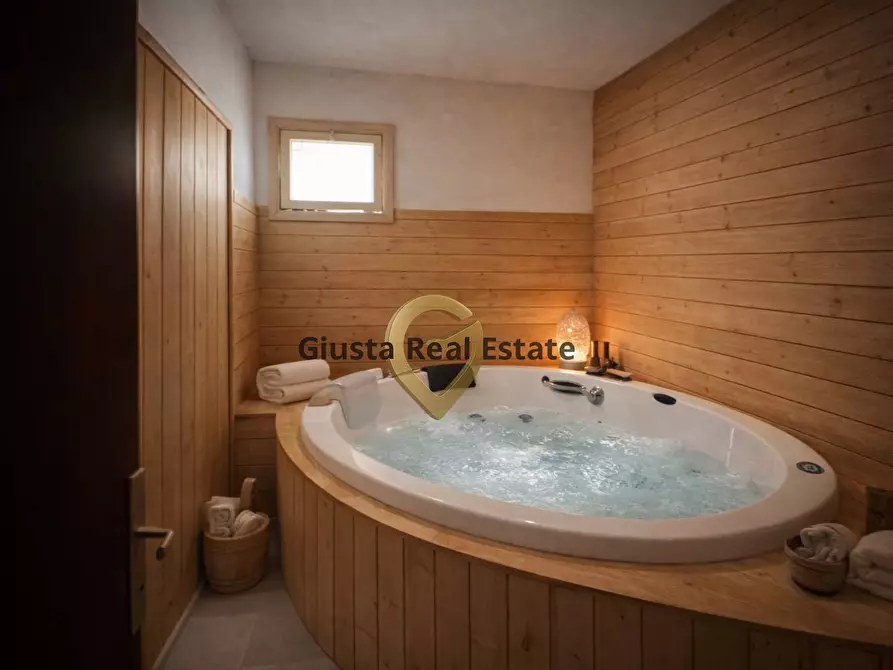 Immagine 14 di Casa indipendente in vendita  in via Giacomo Leopardi 11 a Squinzano