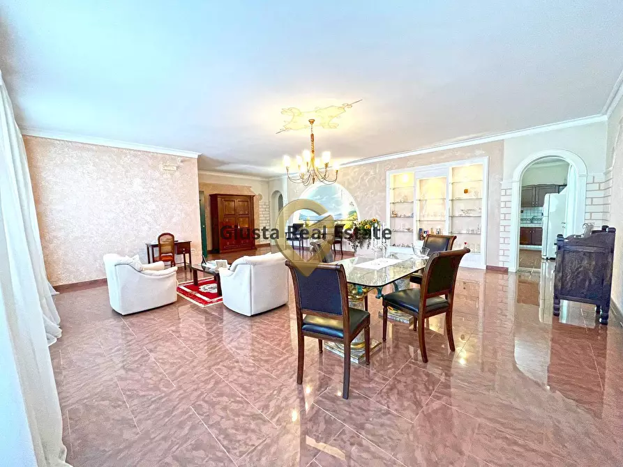 Immagine 3 di Casa semindipendente in vendita  in Viale dei Giacinti 2 a San Pietro Vernotico