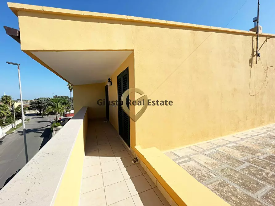 Immagine 21 di Casa semindipendente in vendita  in Viale dei Giacinti 2 a San Pietro Vernotico