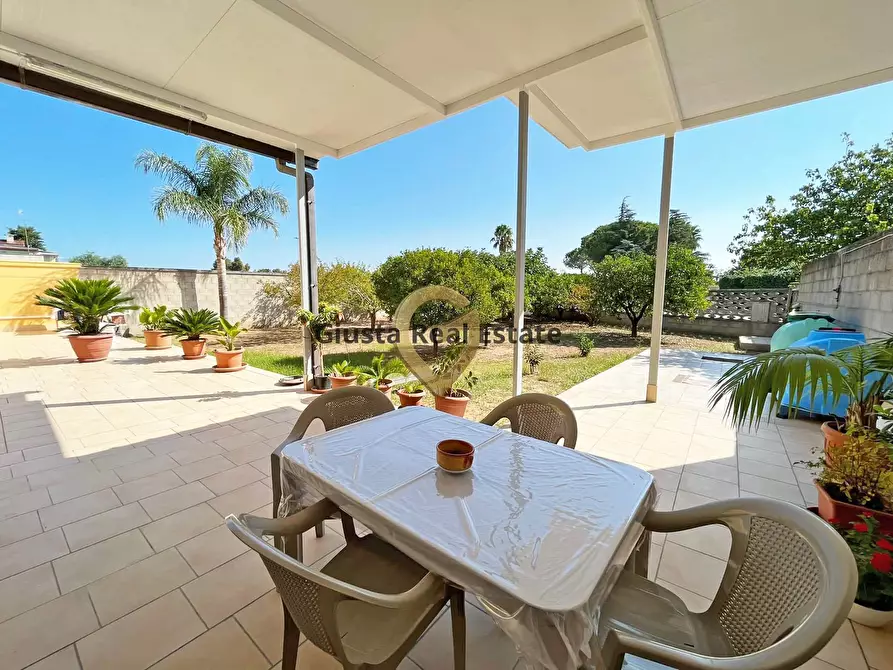 Immagine 27 di Casa semindipendente in vendita  in Viale dei Giacinti 2 a San Pietro Vernotico