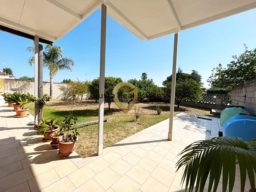 Immagine 29 di Casa semindipendente in vendita  in Viale dei Giacinti 2 a San Pietro Vernotico