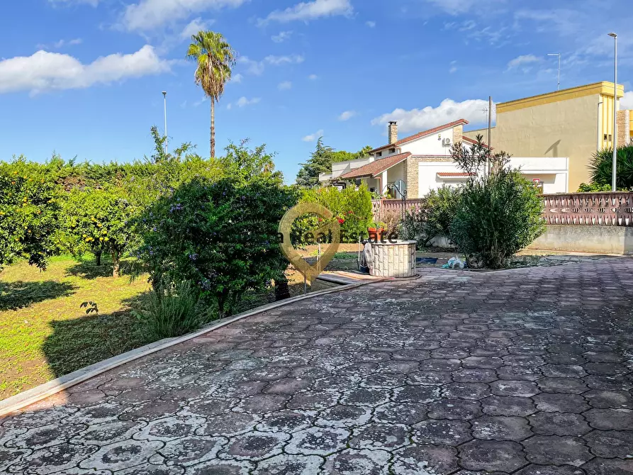 Immagine 38 di Villa in vendita  in Via Papa Giovanni XXIII a San Pietro Vernotico