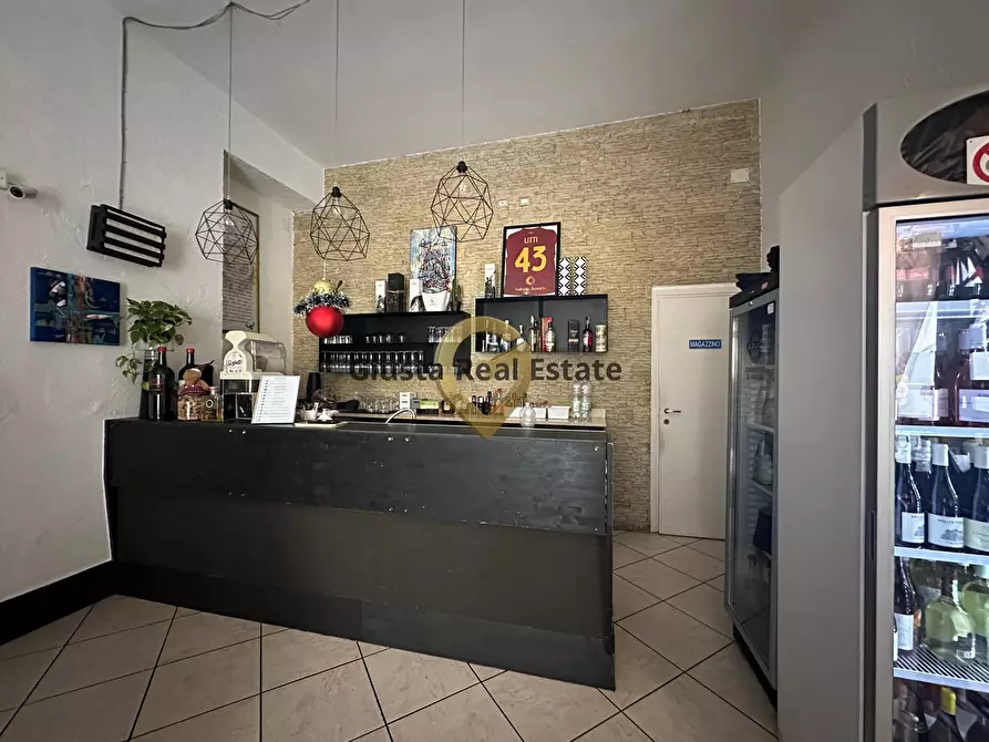 Immagine 5 di Locale commerciale in vendita  in Via Beccaria 2 a San Pietro Vernotico