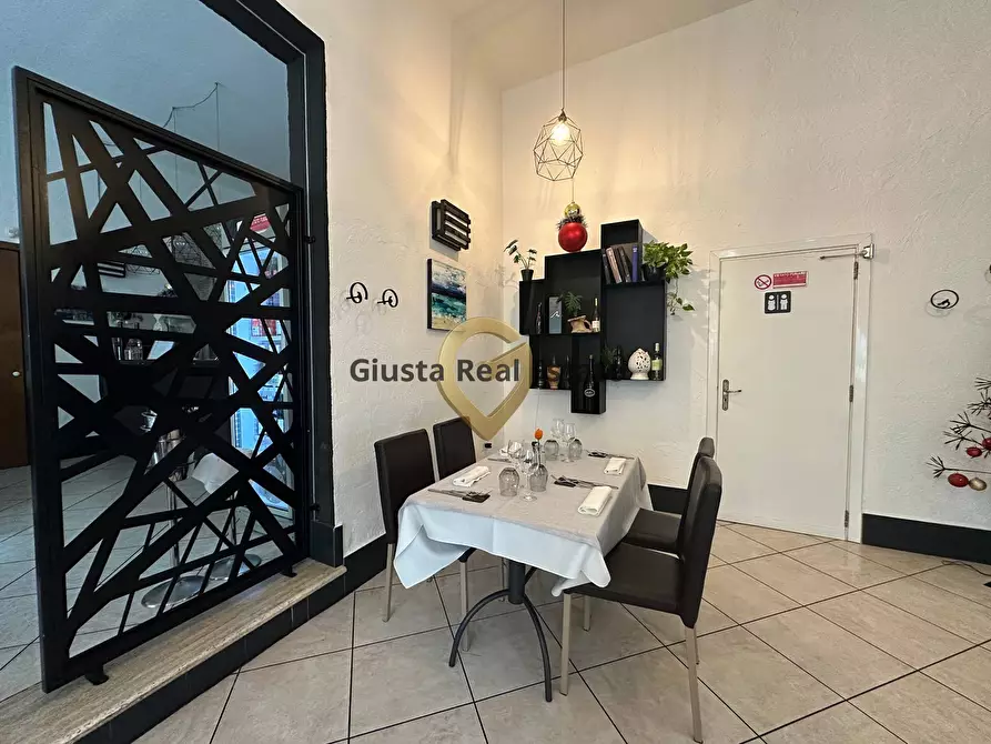 Immagine 9 di Locale commerciale in vendita  in Via Beccaria 2 a San Pietro Vernotico