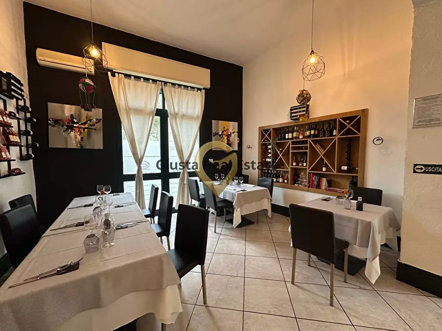 Immagine 10 di Locale commerciale in vendita  in Via Beccaria 2 a San Pietro Vernotico