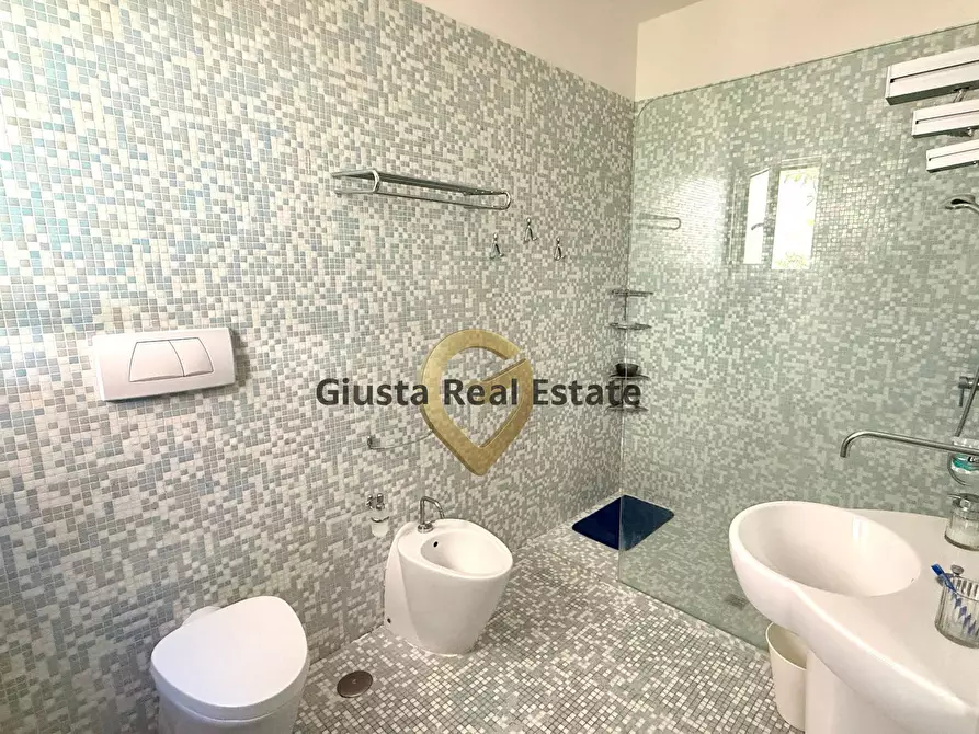 Immagine 15 di Appartamento in vendita  in Via Bastioni San Giorgio 18 a Brindisi