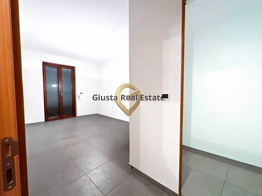 Immagine 20 di Casa indipendente in vendita  in via Caterina Scazzeri 49 a Latiano