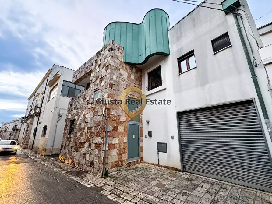 Immagine 2 di Casa indipendente in vendita  in via Caterina Scazzeri 49 a Latiano