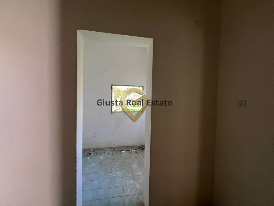 Immagine 11 di Villa in vendita  in Contrada Orfani a Mesagne