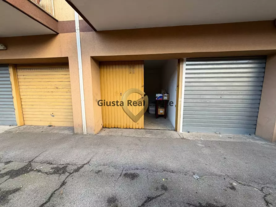 Immagine 17 di Appartamento in vendita  in Via Bezzecca 10 a Brindisi