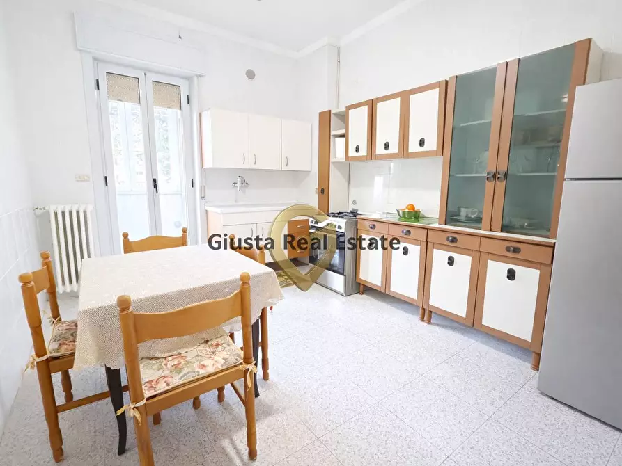 Immagine 5 di Appartamento in vendita  in Via Bezzecca 10 a Brindisi