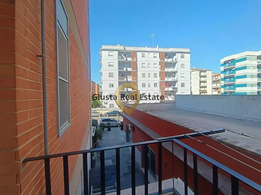 Immagine 14 di Appartamento in vendita  in VIA BEZZECCA 7 a Brindisi