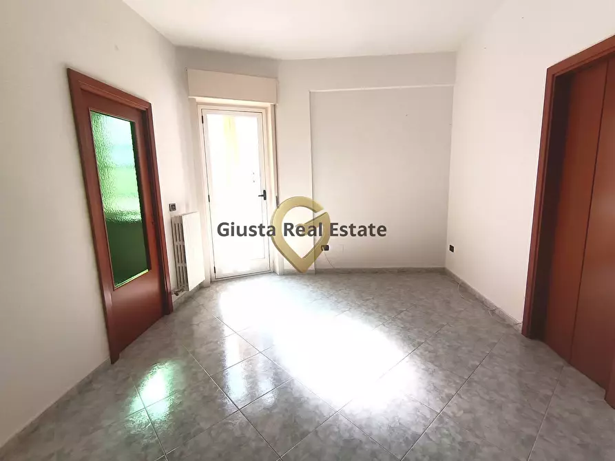 Immagine 4 di Appartamento in vendita  in VIA BEZZECCA 7 a Brindisi
