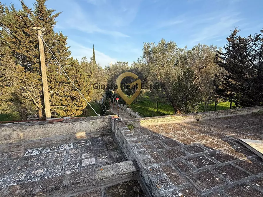 Immagine 4 di Villa in vendita  in contrada specchia 3 a Latiano