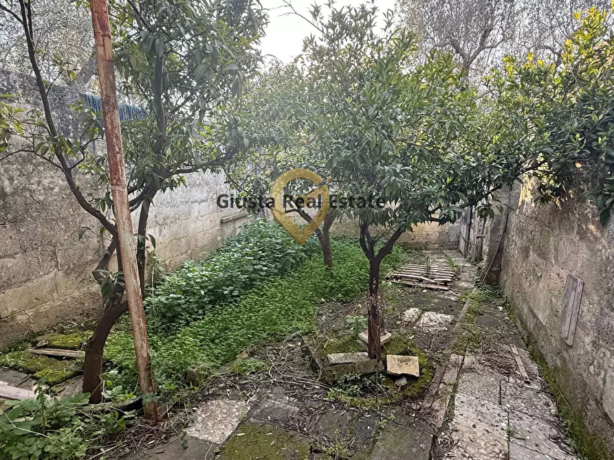 Immagine 16 di Villa in vendita  in contrada specchia 3 a Latiano