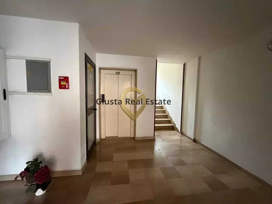 Immagine 5 di Appartamento in vendita  in Via Perrino 46 a Brindisi