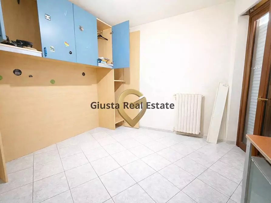 Immagine 11 di Appartamento in vendita  in Via Perrino 46 a Brindisi