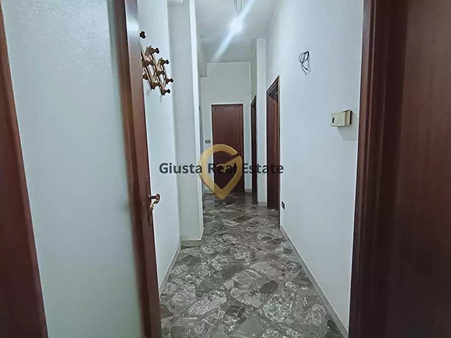 Immagine 11 di Appartamento in vendita  in Via Settimio Severo 15 a Brindisi