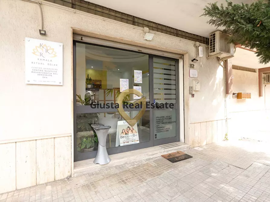 Immagine 1 di Attività commerciale in vendita  in Via Maroncelli 32 a Mesagne