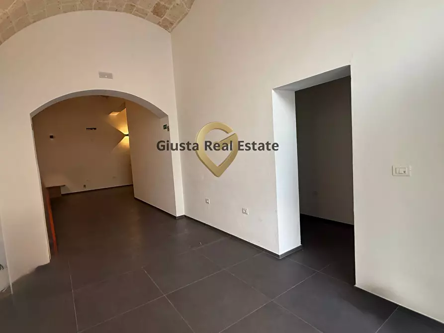 Immagine 3 di Attività commerciale in vendita  in Via Torre Santa Susanna 84 a Mesagne