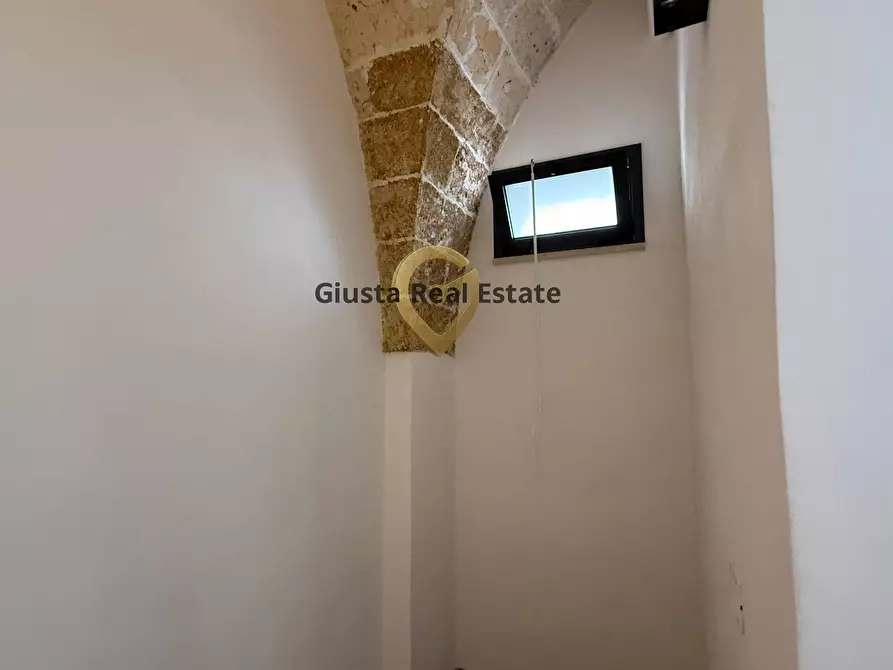 Immagine 6 di Attività commerciale in vendita  in Via Torre Santa Susanna 84 a Mesagne