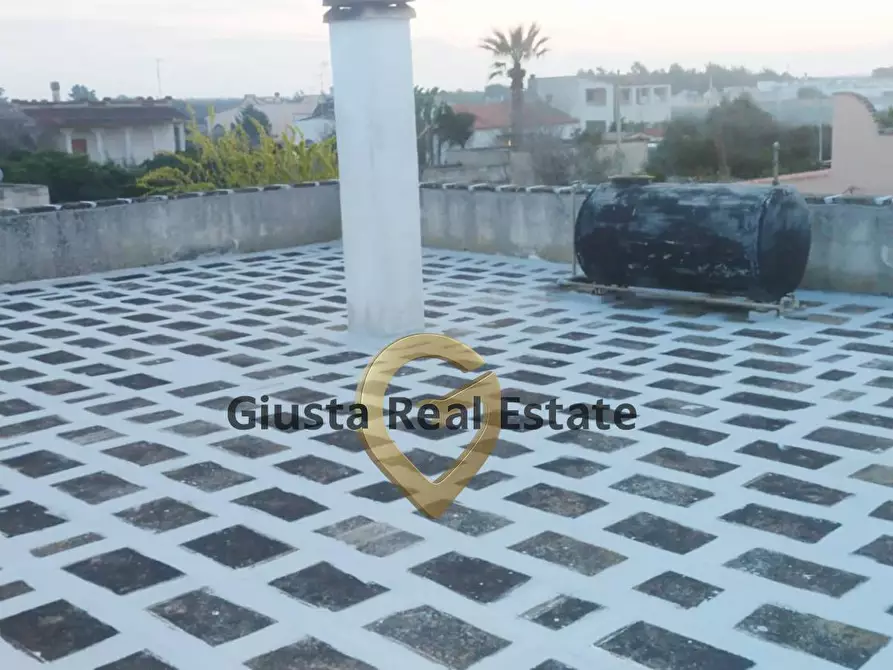 Immagine 11 di Villa in vendita  in Via Gemelli 22 a Brindisi