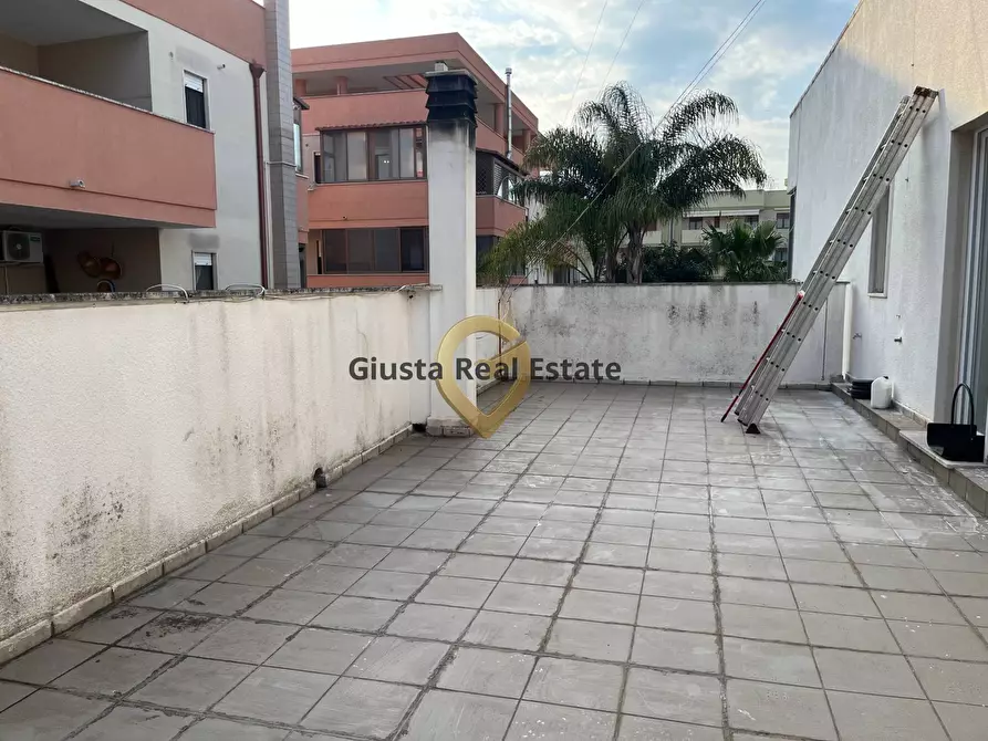 Immagine 19 di Villa in vendita  in Via Materdomini 31 a Brindisi