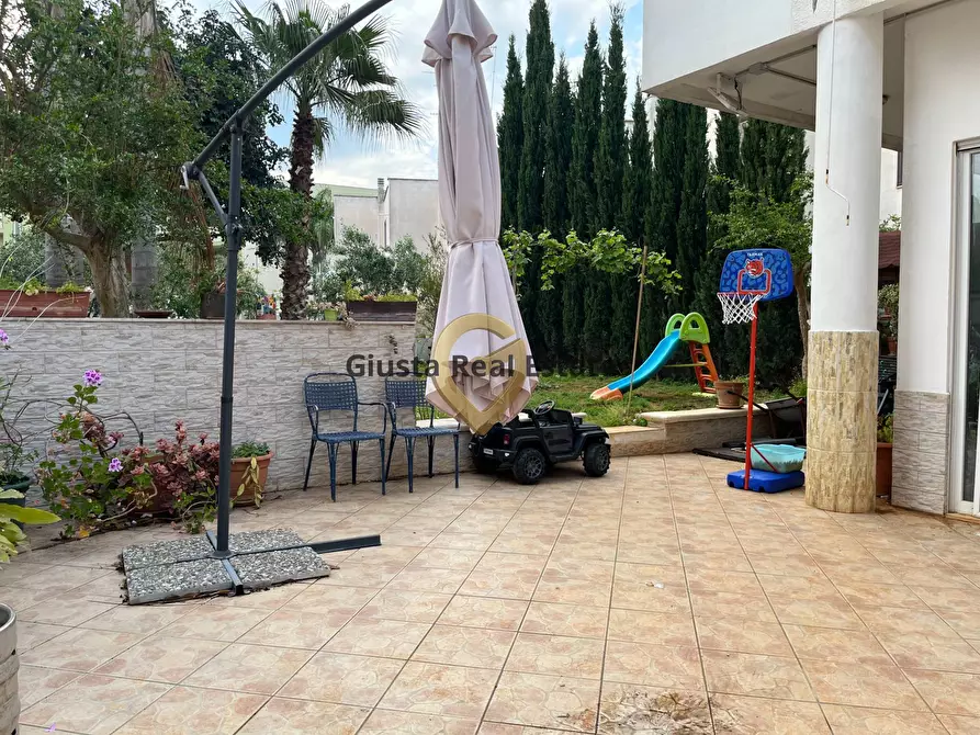 Immagine 25 di Villa in vendita  in Via Materdomini 31 a Brindisi
