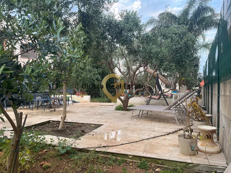 Immagine 26 di Villa in vendita  in Via Materdomini 31 a Brindisi