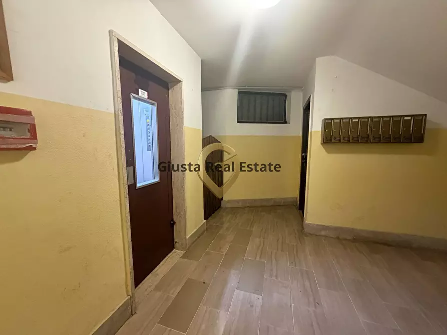 Immagine 4 di Appartamento in vendita  in Piazza Giorgio Morandi 2 a Brindisi