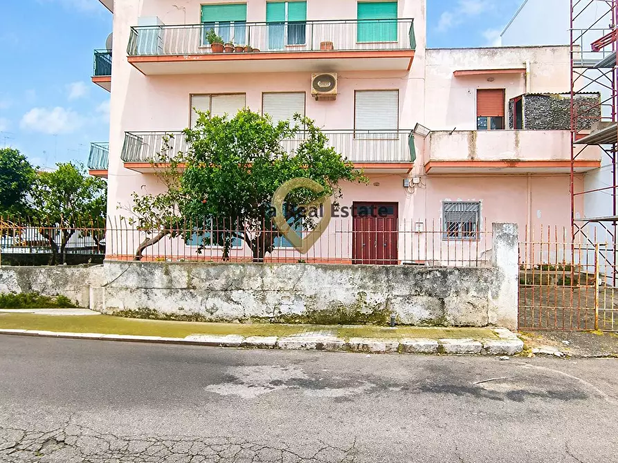 Immagine 1 di Appartamento in vendita  in Via Don Giovanni Minzoni 39/41 a Brindisi