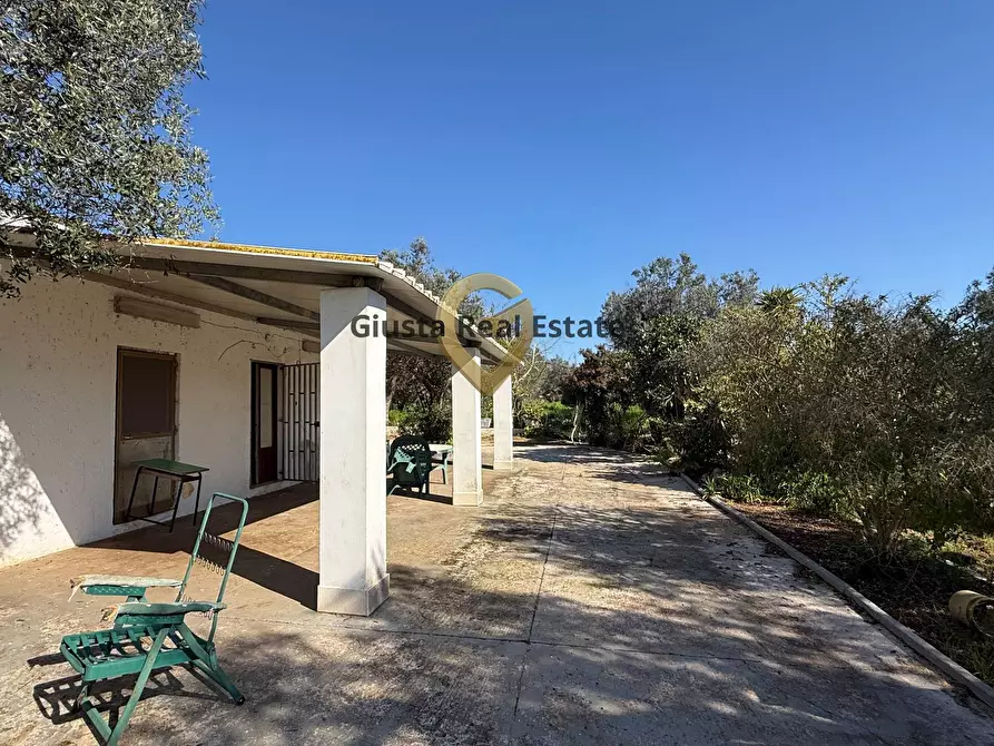 Immagine 5 di Villa in vendita  in Contrada Tanusci a Latiano