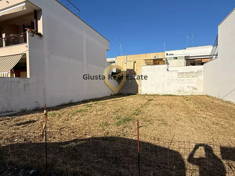 Immagine 7 di Terreno residenziale in vendita  in Via Messapia 10 a Mesagne
