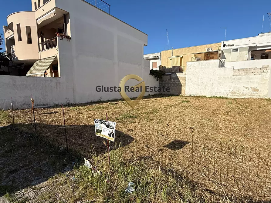 Immagine 8 di Terreno residenziale in vendita  in Via Messapia 10 a Mesagne
