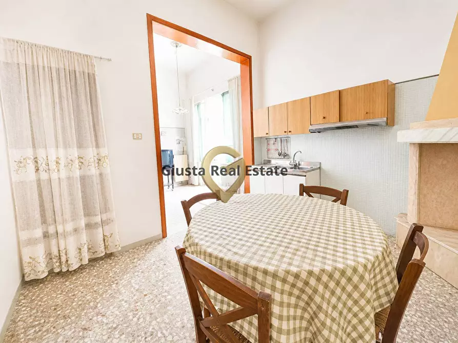 Immagine 8 di Casa semindipendente in vendita  in Via Giousuè Carducci 6 a Cellino San Marco