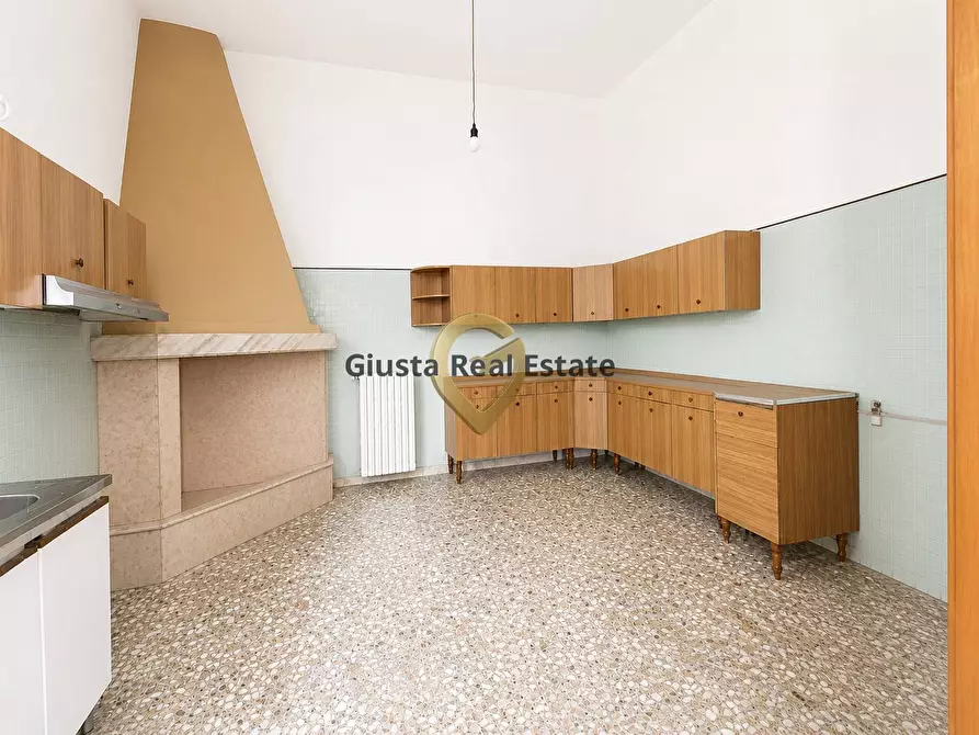 Immagine 9 di Casa semindipendente in vendita  in Via Giousuè Carducci 6 a Cellino San Marco