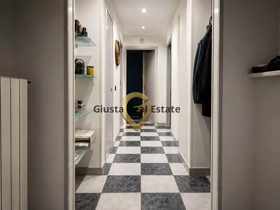 Immagine 8 di Appartamento in vendita  in via del lavoro 21 a Brindisi