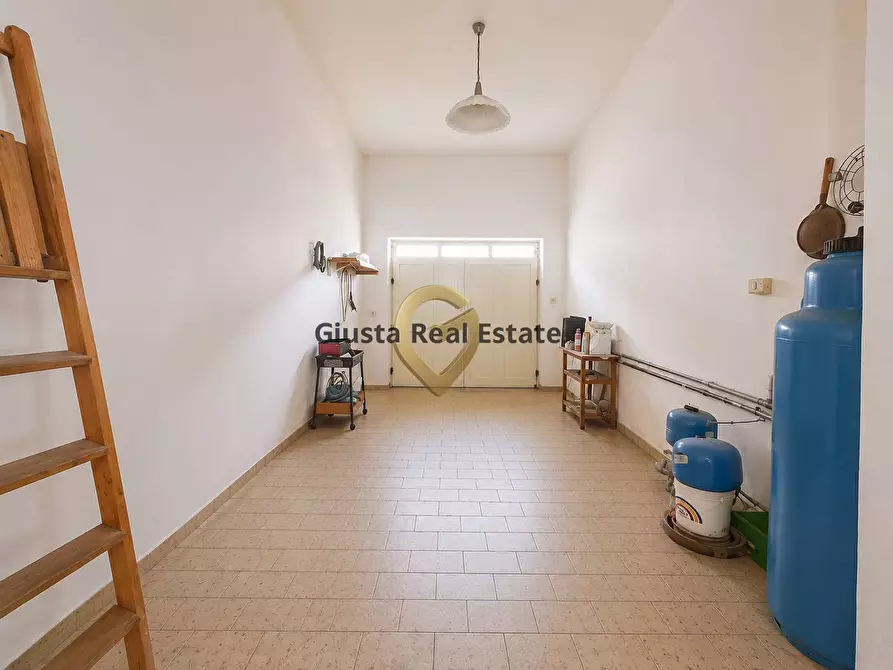 Immagine 2 di Casa indipendente in vendita  in Via Duca Di Genova 25 a Mesagne
