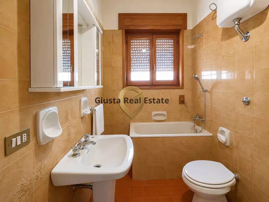 Immagine 8 di Villa in vendita  in Contrada Visciglio 39 a Oria