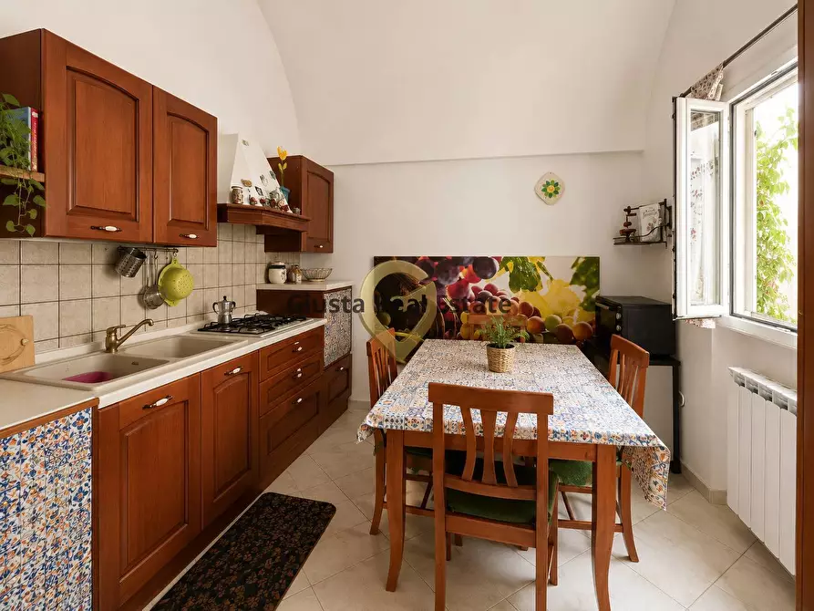 Immagine 9 di Casa indipendente in vendita  in Via Caterina Scazzeri 153 a Latiano