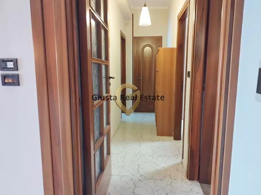 Immagine 13 di Appartamento in vendita  in Viale Aldo Moro 52 a Brindisi
